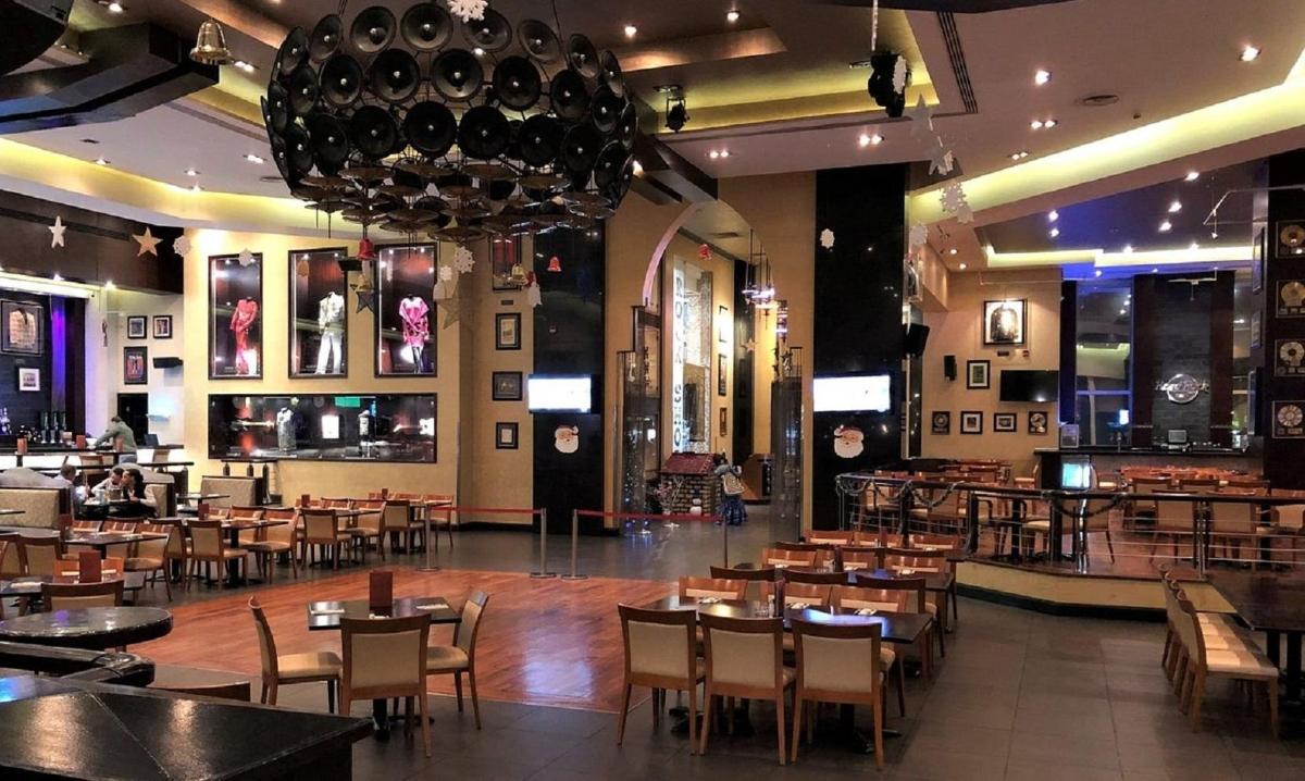 Elegancka sala restauracji Brysonetra